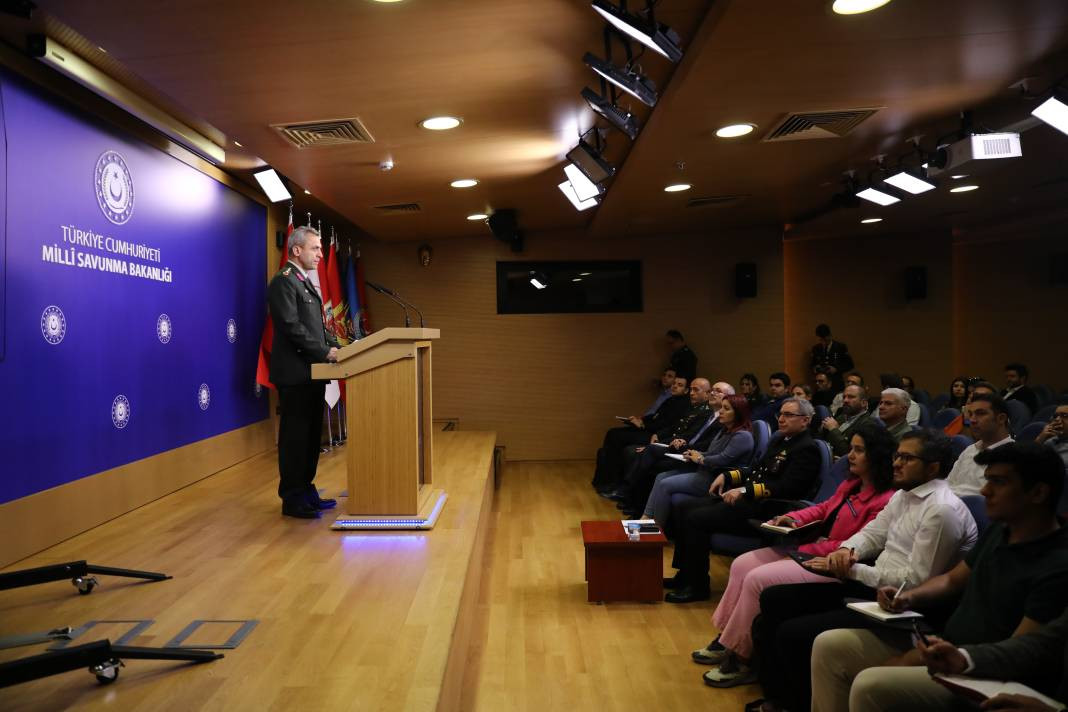 Milli Savunma Bakanlığının ‘Savunma Muhabirliği Eğitimi’ başladı - Resim: 3